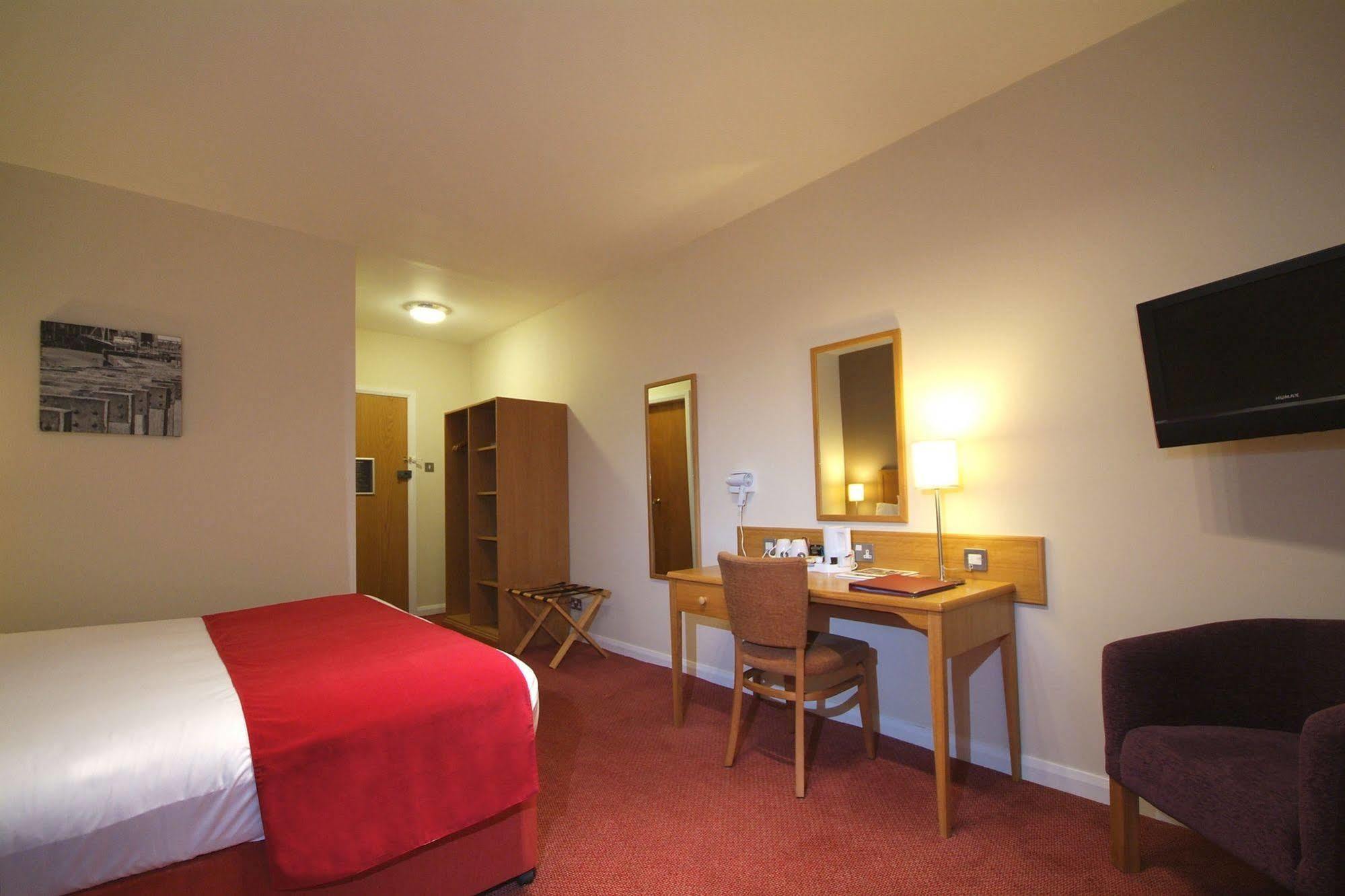 Kingstown By Greene King Inn 3*
